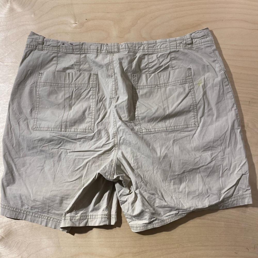 Lane Bryant Women's Light Tan Cargo Shorts 18 (DX) - Picture 6 of 8